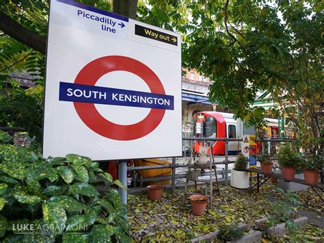 Reading to South Kensington Station Trains